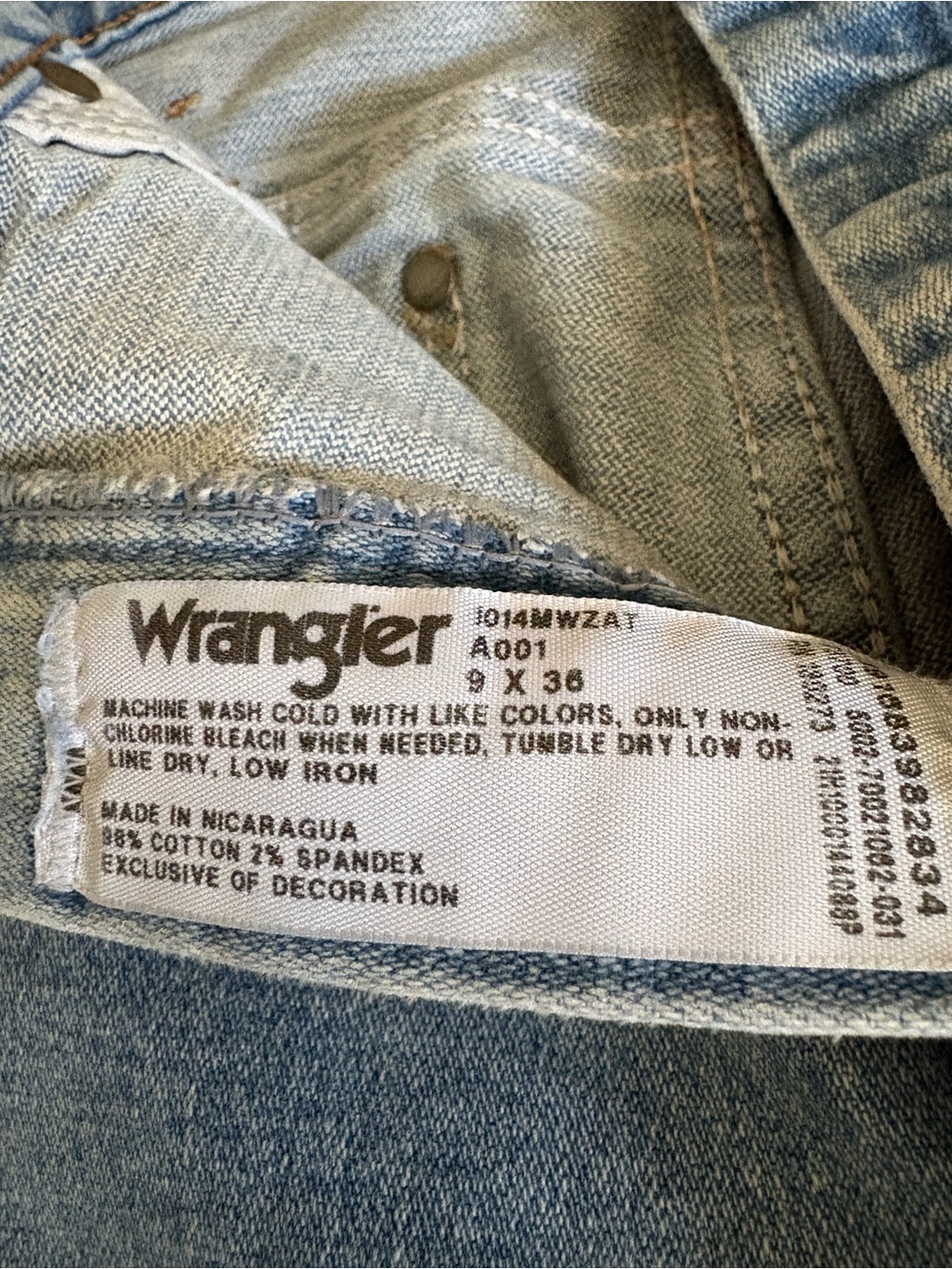 2/$29 Wrangler Women's Cowboy Cut Slim Fit Jean 9 x 36 - Picture 5 of 10